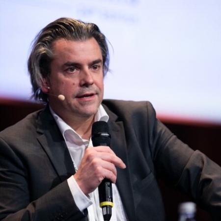 Dr. Sebastien Garson, IMCAS