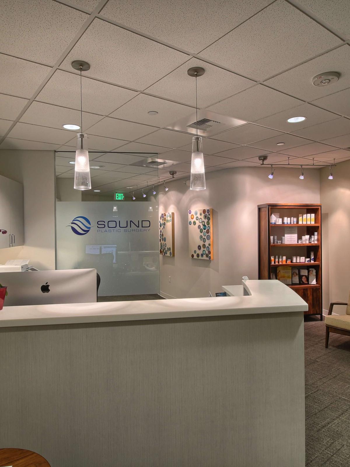 Dr.  Joshua Cooper, MD Professional Background Image