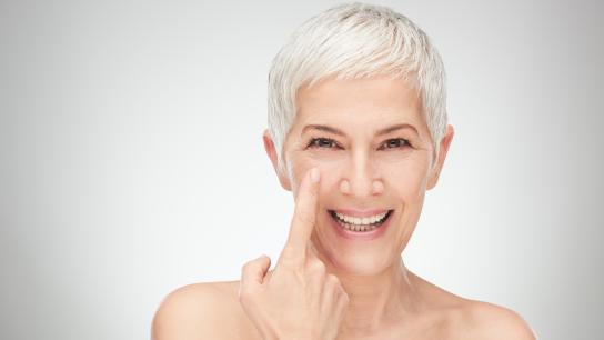 A Woman With No Under-Eye Circles